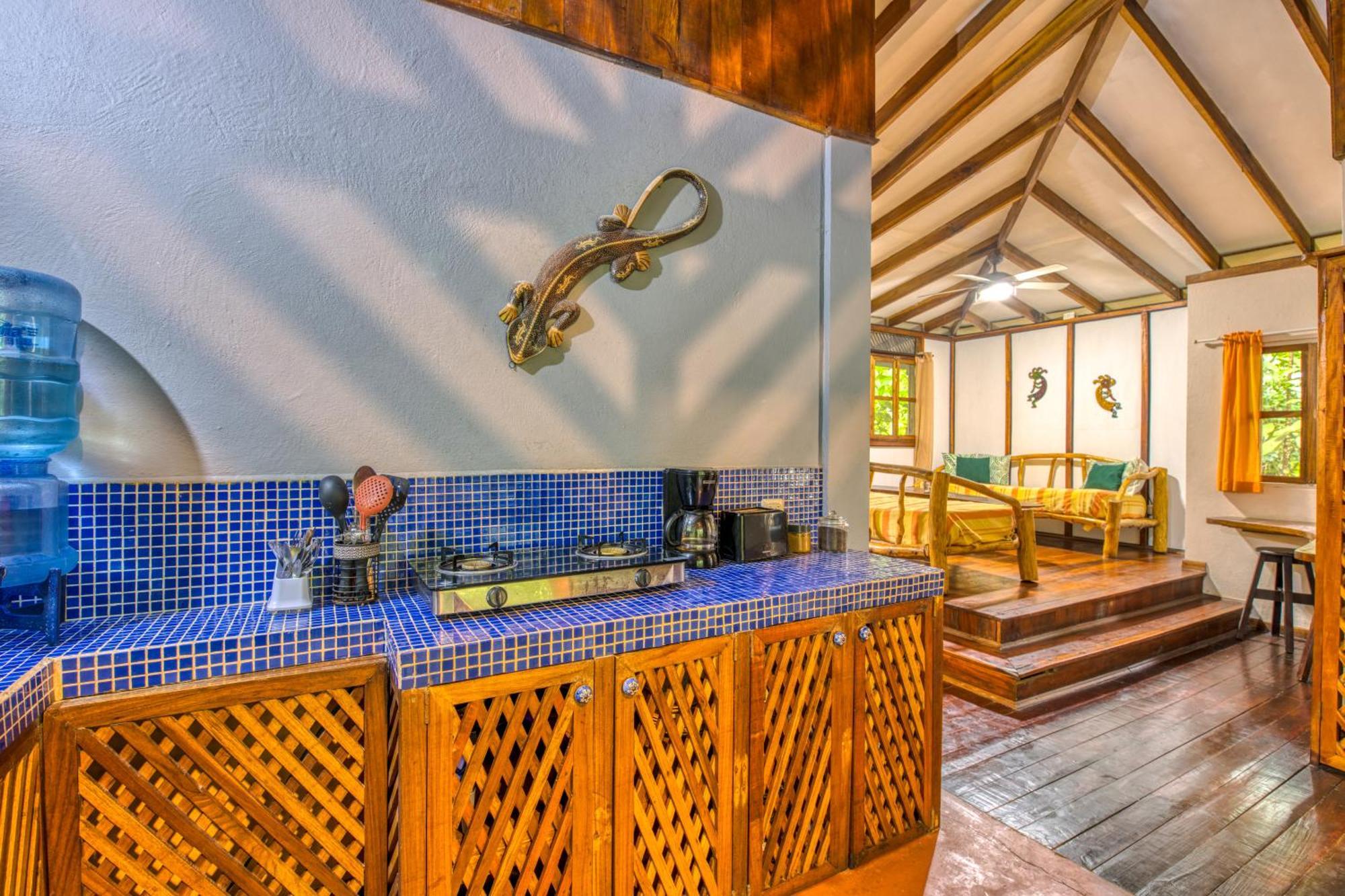 Pachamama Jungle River Lodge - Punta Uva Puerto Viejo de Talamanca 外观 照片