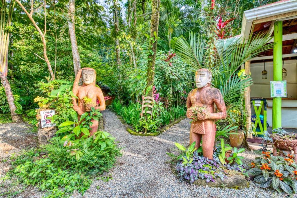 Pachamama Jungle River Lodge - Punta Uva Puerto Viejo de Talamanca 外观 照片
