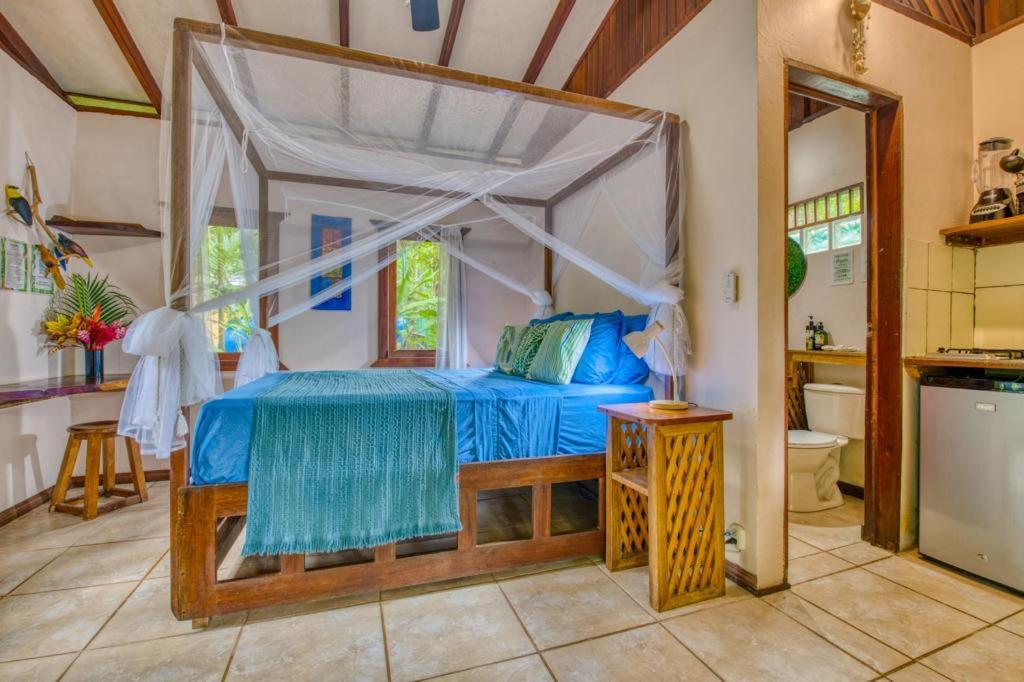 Pachamama Jungle River Lodge - Punta Uva Puerto Viejo de Talamanca 外观 照片