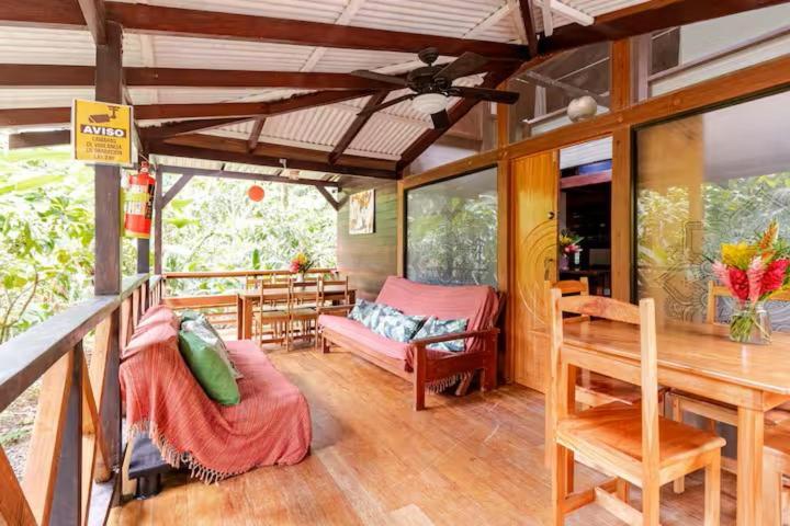 Pachamama Jungle River Lodge - Punta Uva Puerto Viejo de Talamanca 外观 照片