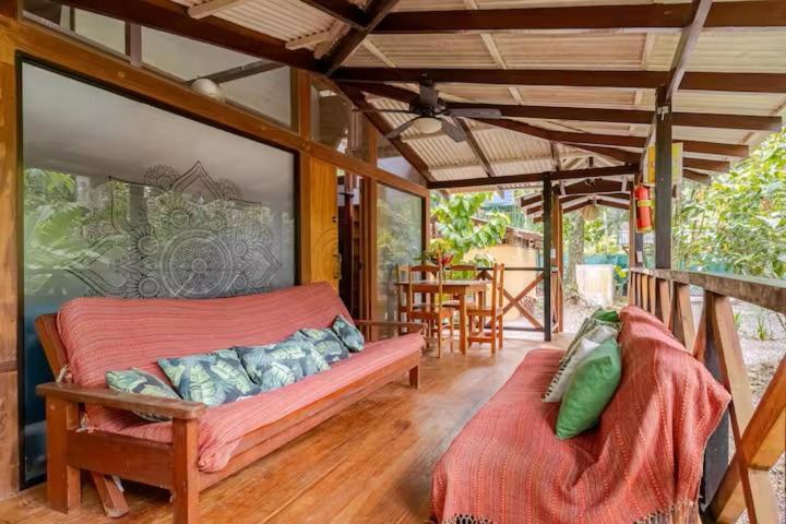 Pachamama Jungle River Lodge - Punta Uva Puerto Viejo de Talamanca 外观 照片
