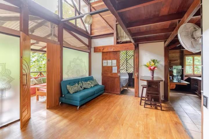 Pachamama Jungle River Lodge - Punta Uva Puerto Viejo de Talamanca 外观 照片